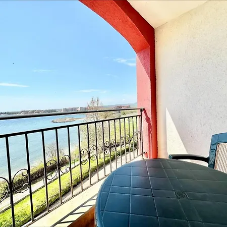 Sea View - Aheloy Apartment Rawda