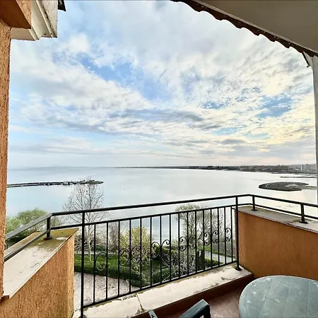 Sea View - Aheloy Appartamento *